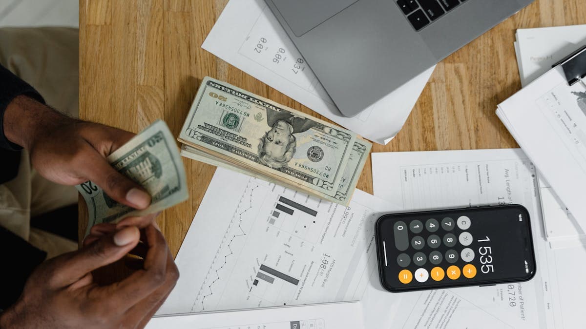 Wave vs QuickBooks for Free Accounting